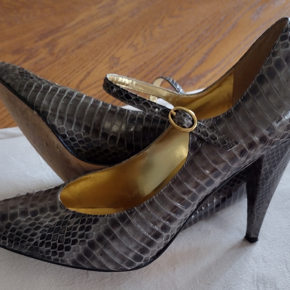 Dark Grey MaryJane Heels Sz 8